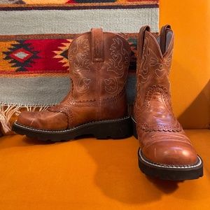 Ariat Fat Baby Low Boots Sz 7.5